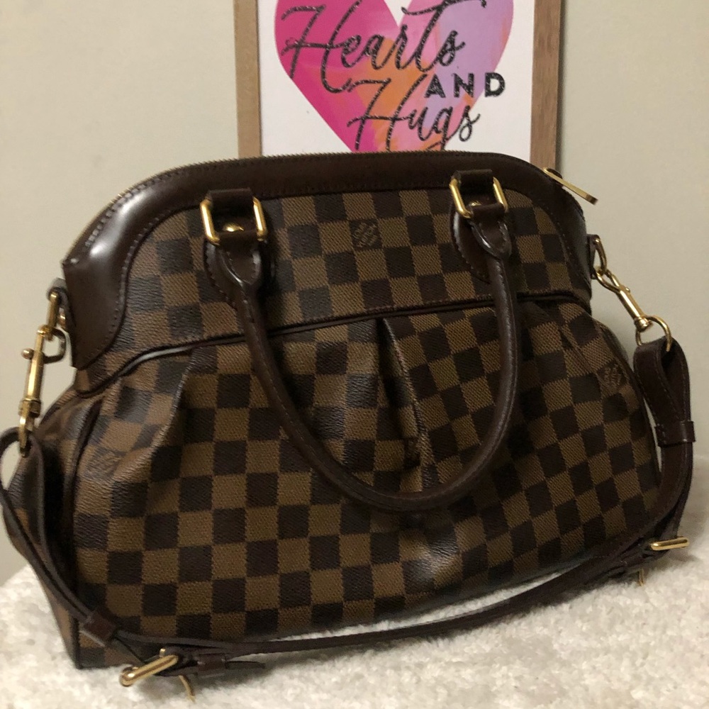 Louis Vuitton TREVI PM